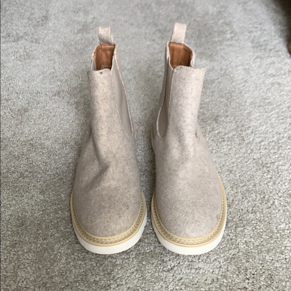 Women’s Target booties size 9